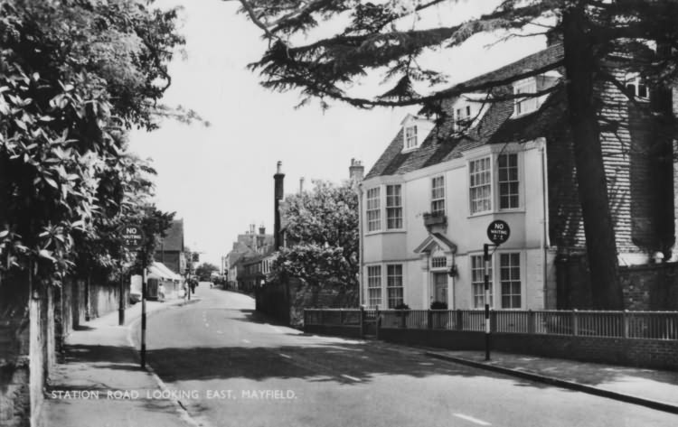 Station Road looking East - 1975