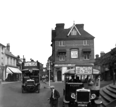 Double and Single Decker buses, High Street - c 1925