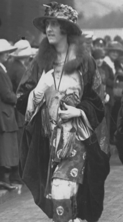 Vita Sackville-West at the wedding of Lady Diana Manners and Duff Cooper - 1919