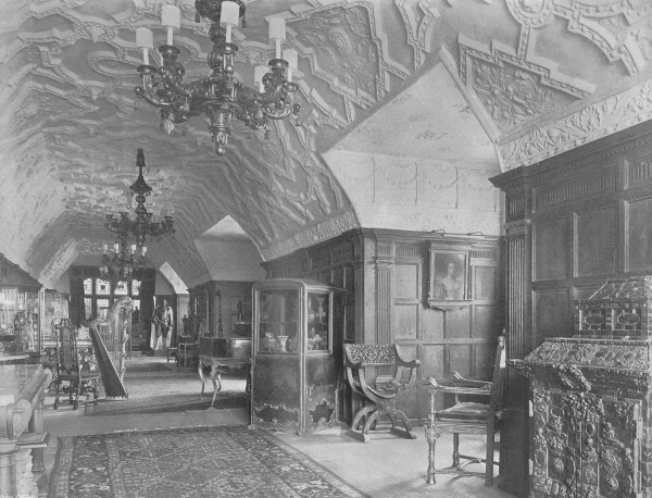 The Gallery, Hever Castle - 1907