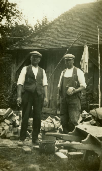 Lamberhurst Scotney Estate workers. Cousins Robert Hodgkin & Charles Barrow  - 1936