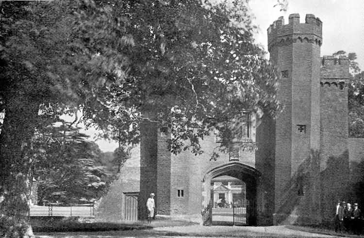Lullingstone Castle - 1909