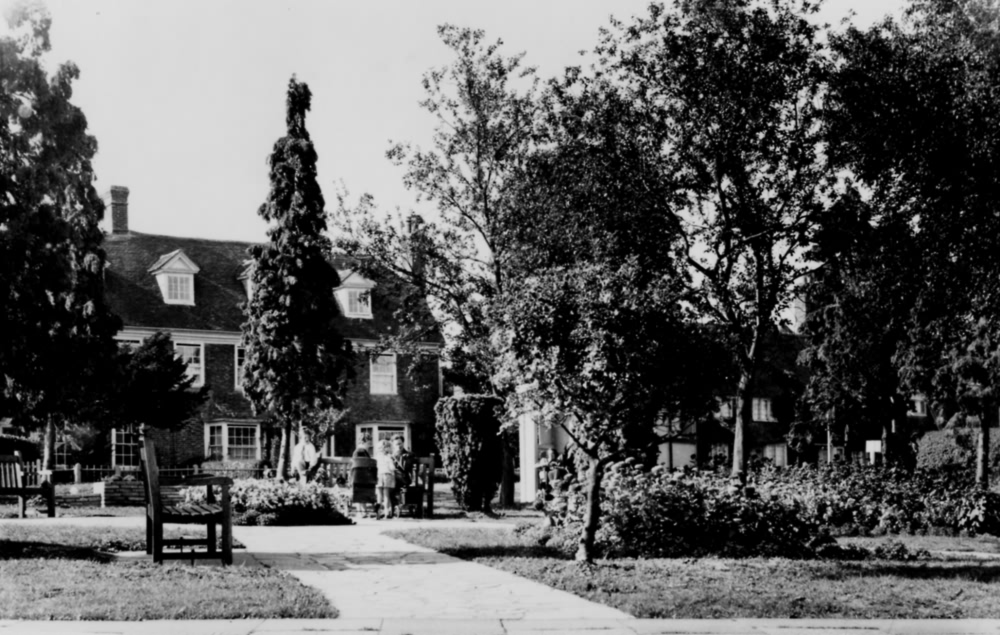 East Cross Gardens - c 1950