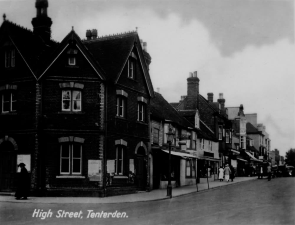 High Street - c 1935