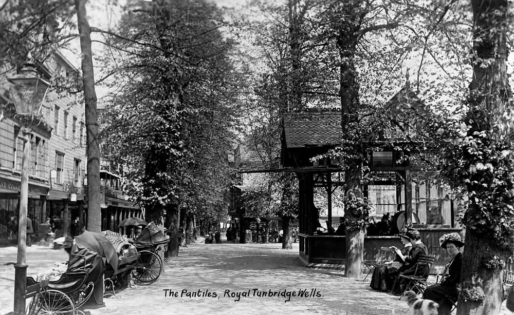 Pantiles - 1915