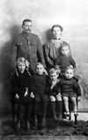Walter and Ellen Harman and family - Ellen Nellie, Robert, Sydney and the twins